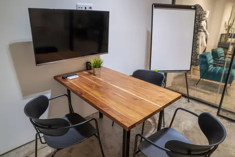 Buenos Aires Meeting Room