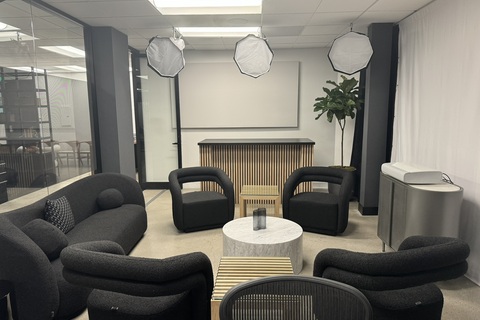 Lounge - Think Big