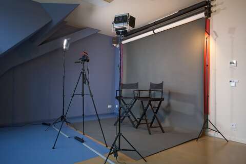 Konrad: Trainings, meetings or online events above the rooftops of the city