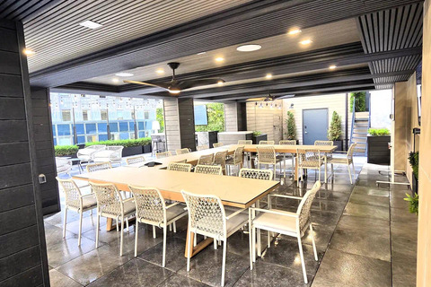 Rooftop Meeting Room
