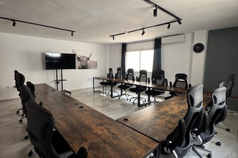 4th Floor Office 