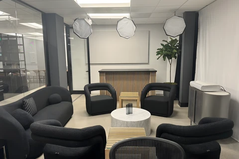 Lounge - Think Big